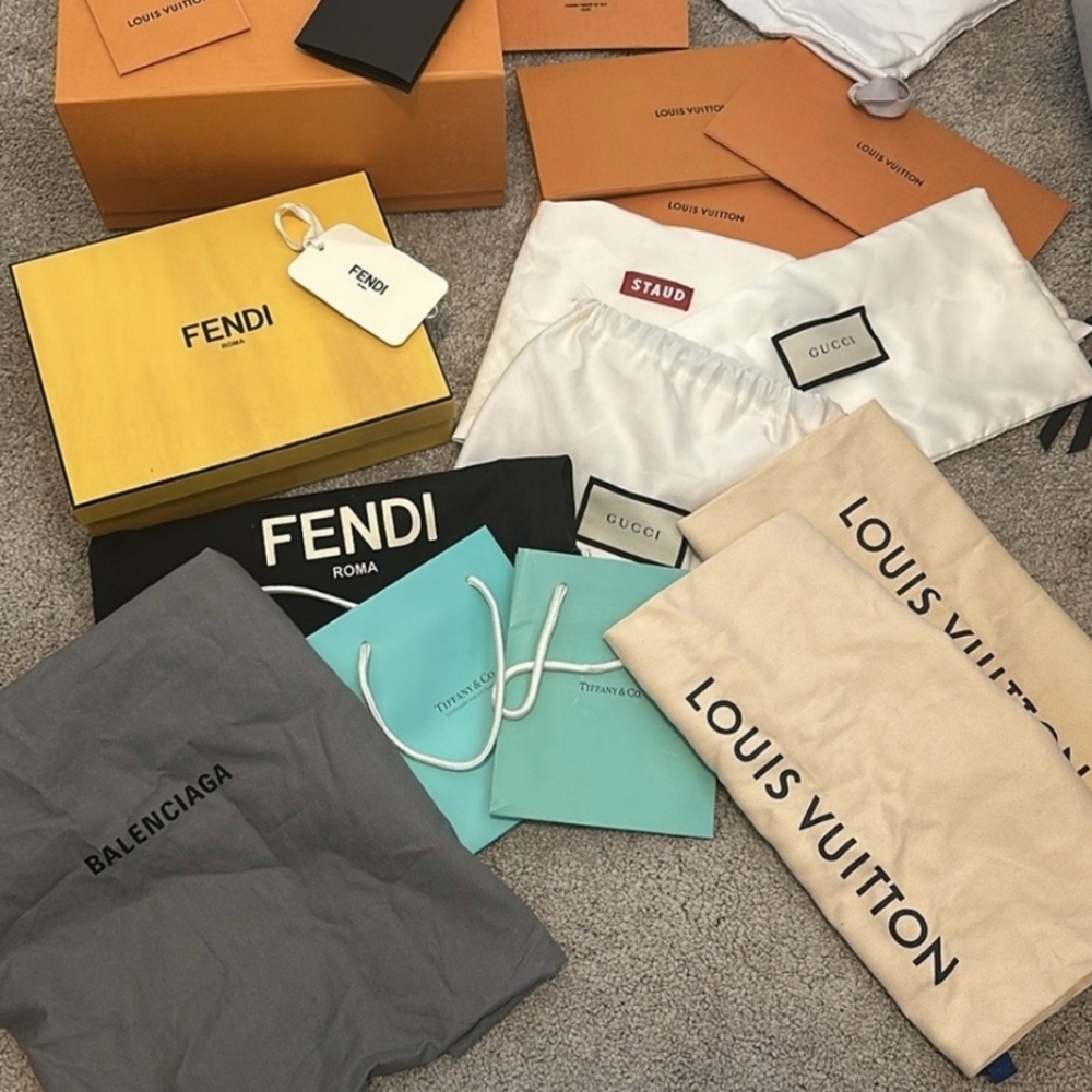 Designer Dustbags, Boxes & envelopes